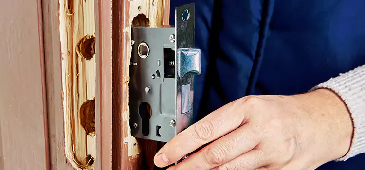Garage Door Lock Replacement San Clemente