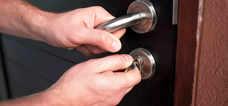 Door Closer Repair & Installation San Clemente